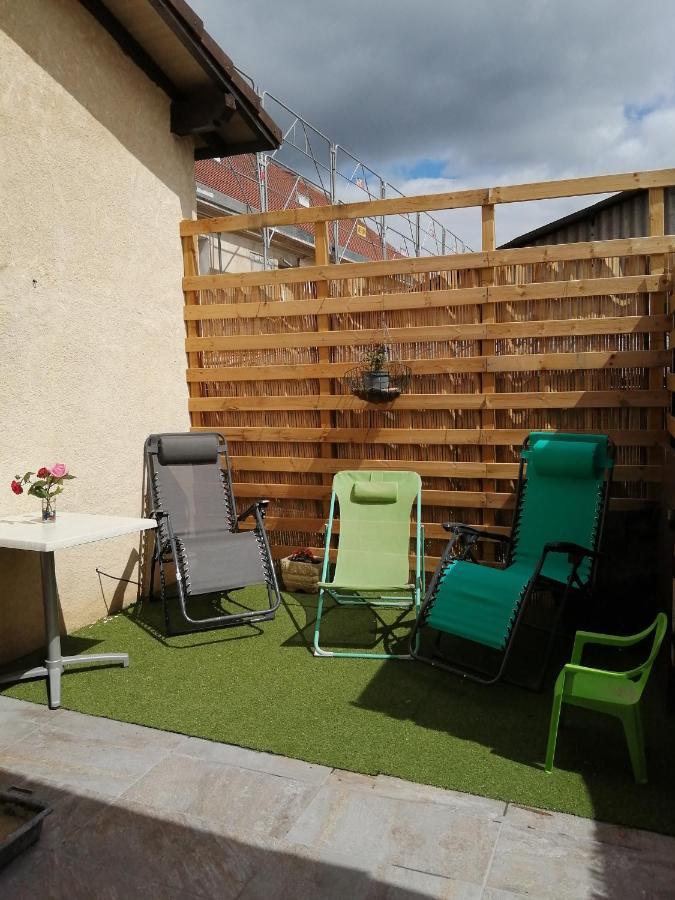 Les Farios Avec Terrasse